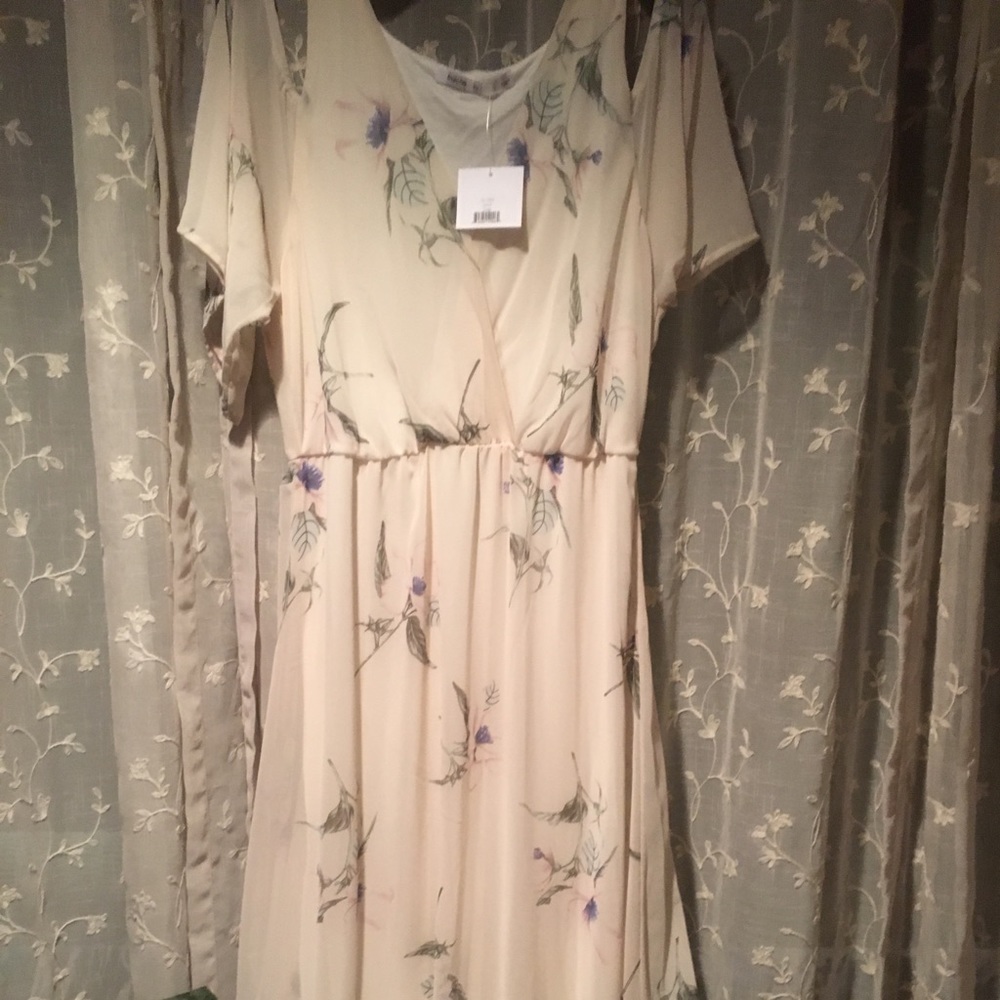 New size large (12) cold shoulder mid length dress